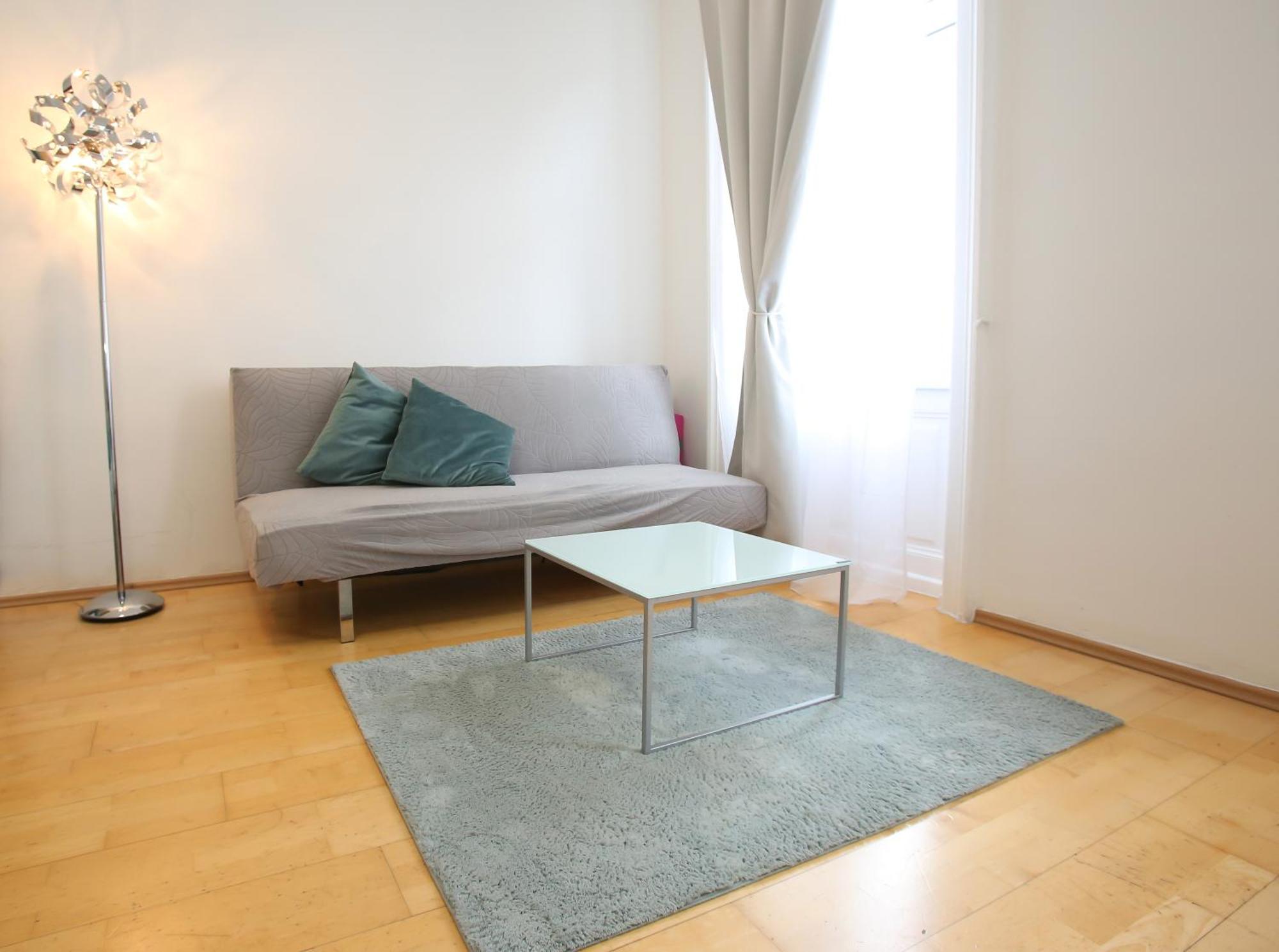 Downtown Bliss Modern Retreat With Free Parking And Fast Internet 600 Mbits Lejlighed Wien Eksteriør billede