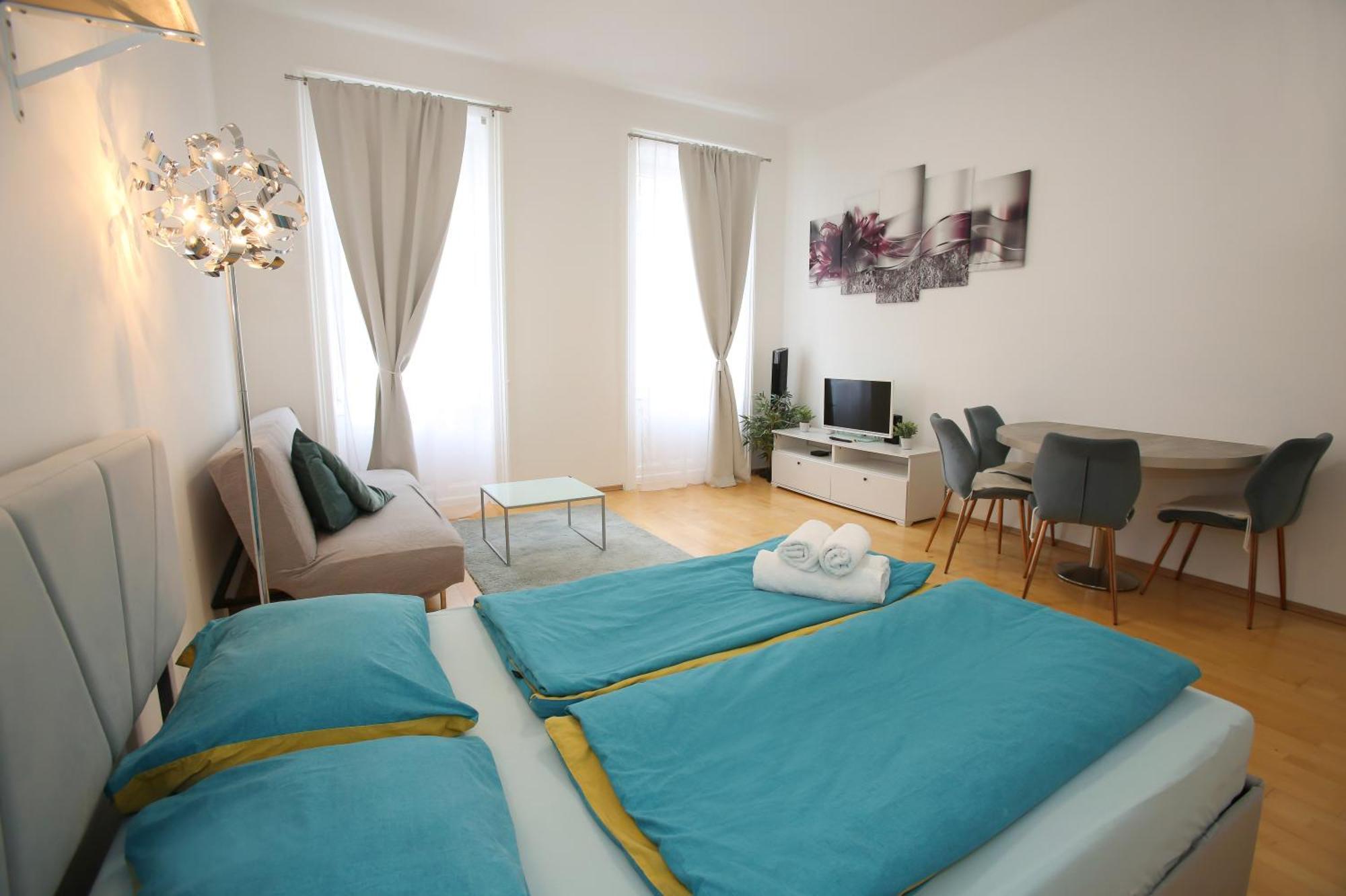 Downtown Bliss Modern Retreat With Free Parking And Fast Internet 600 Mbits Lejlighed Wien Eksteriør billede